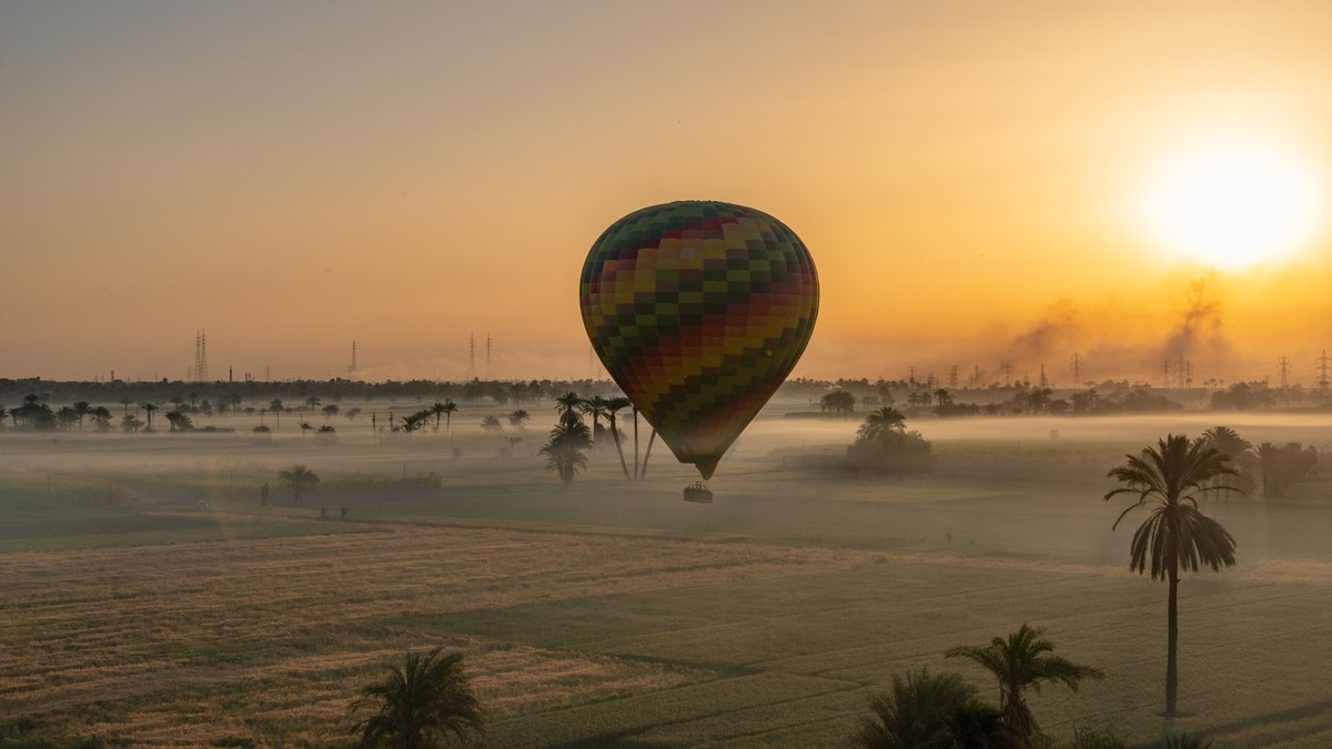 Masai Mara Hot Air Balloon Safari Cost: Worth It? - photo 1
