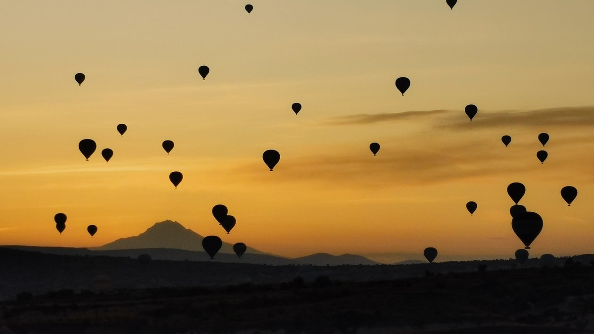 Masai Mara Hot Air Balloon Safari Cost: Worth It? - photo 2