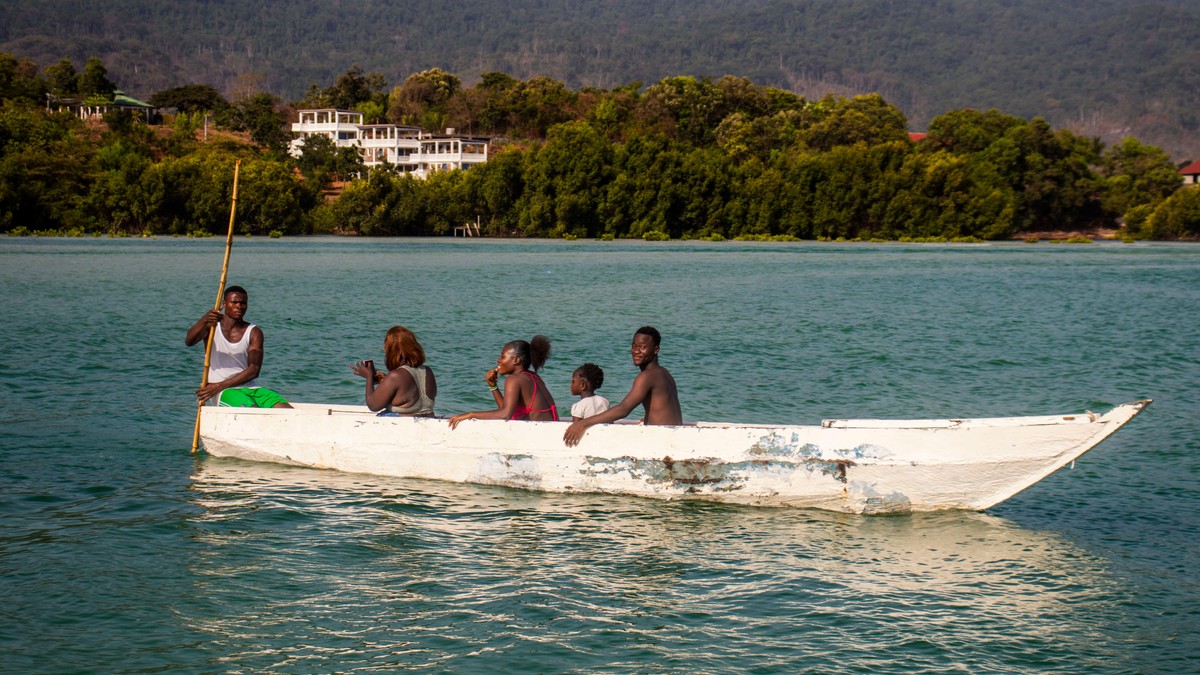 Malaria-Free Safari Parks in Kenya: A Family Guide - photo 2