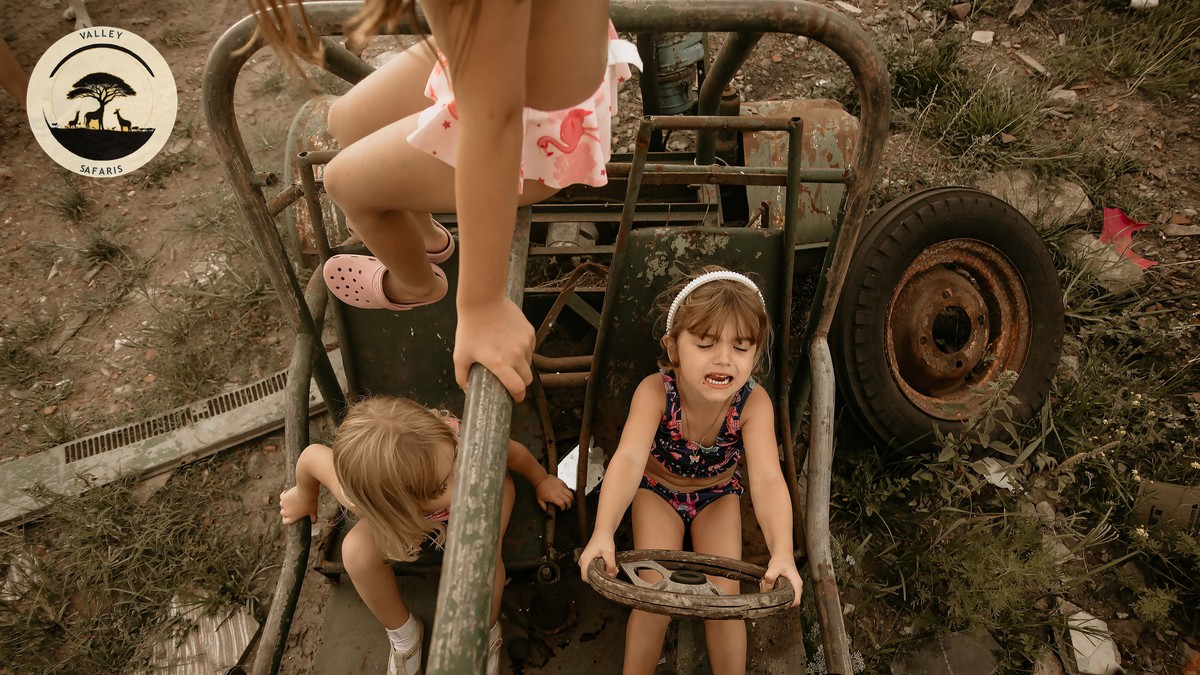 Safari Packing List for Kids: A Family Guide - photo 1
