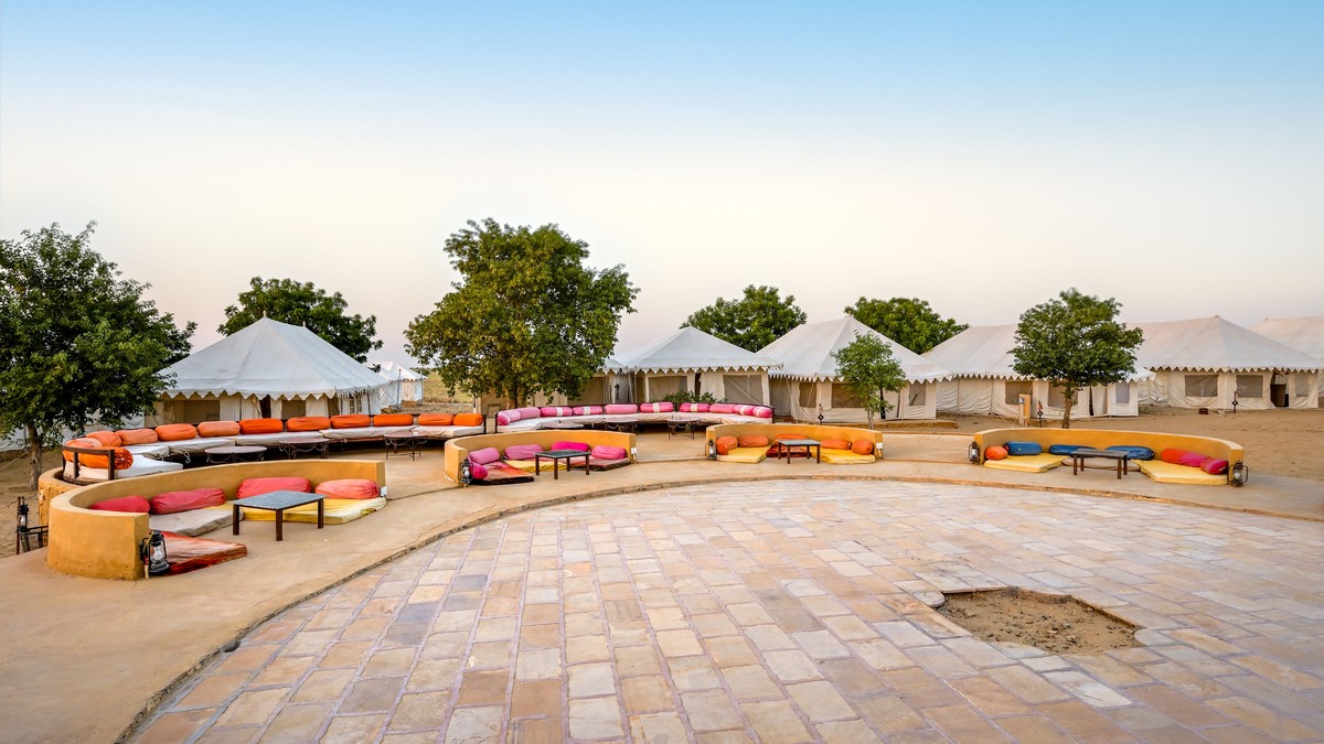 Why Safari Camps Have No Fences (And Is It Safe?) - photo 2